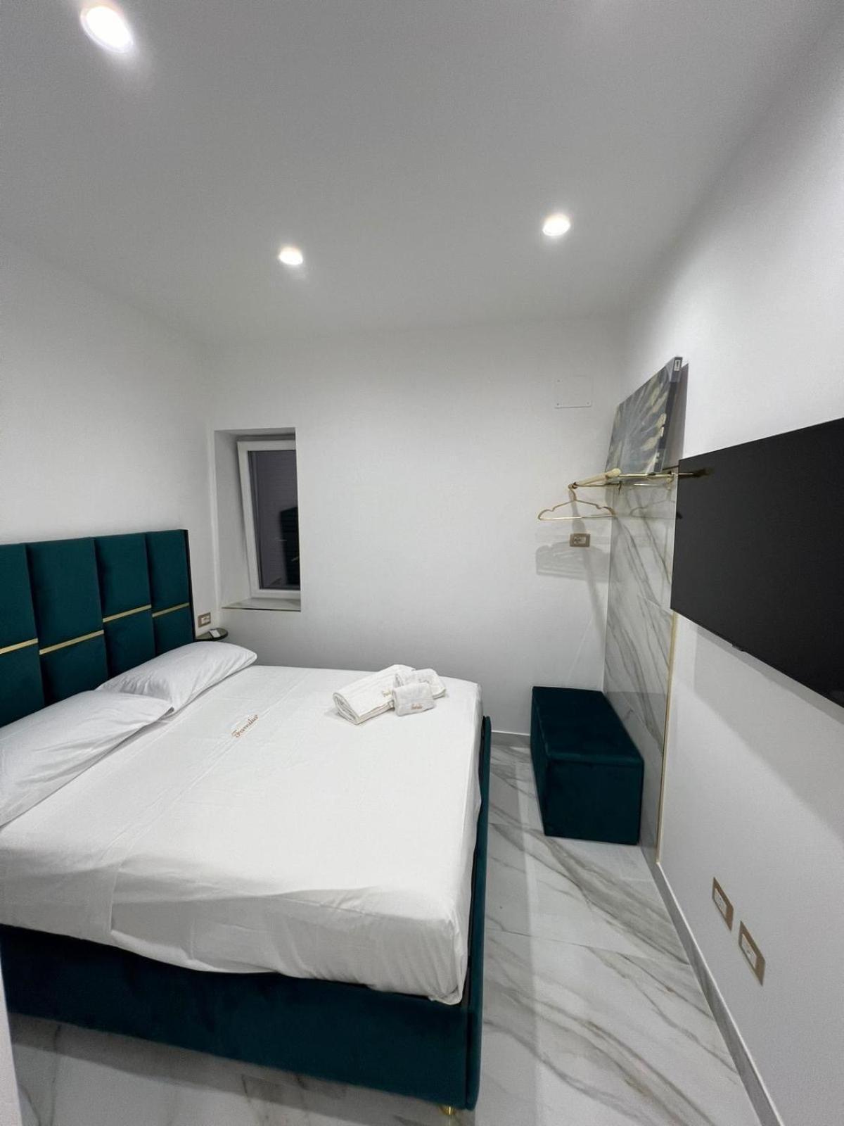 Familia Otel Napoli Dış mekan fotoğraf