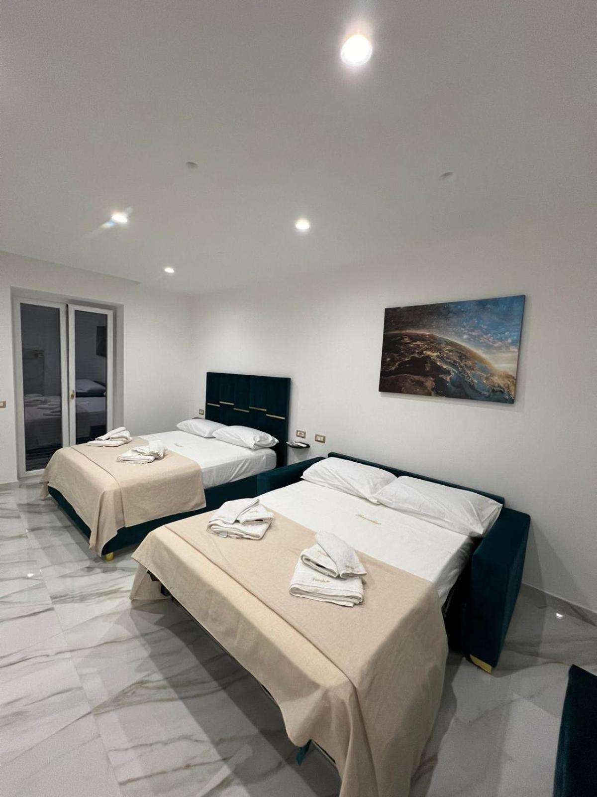 Familia Otel Napoli Dış mekan fotoğraf