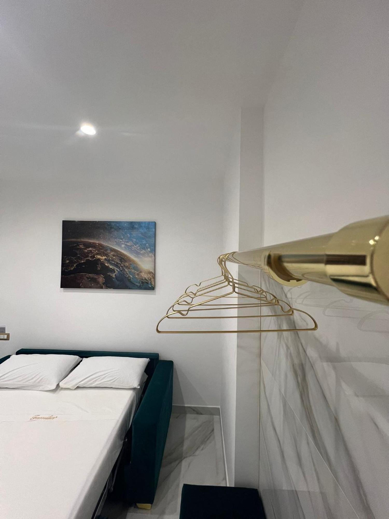 Familia Otel Napoli Dış mekan fotoğraf