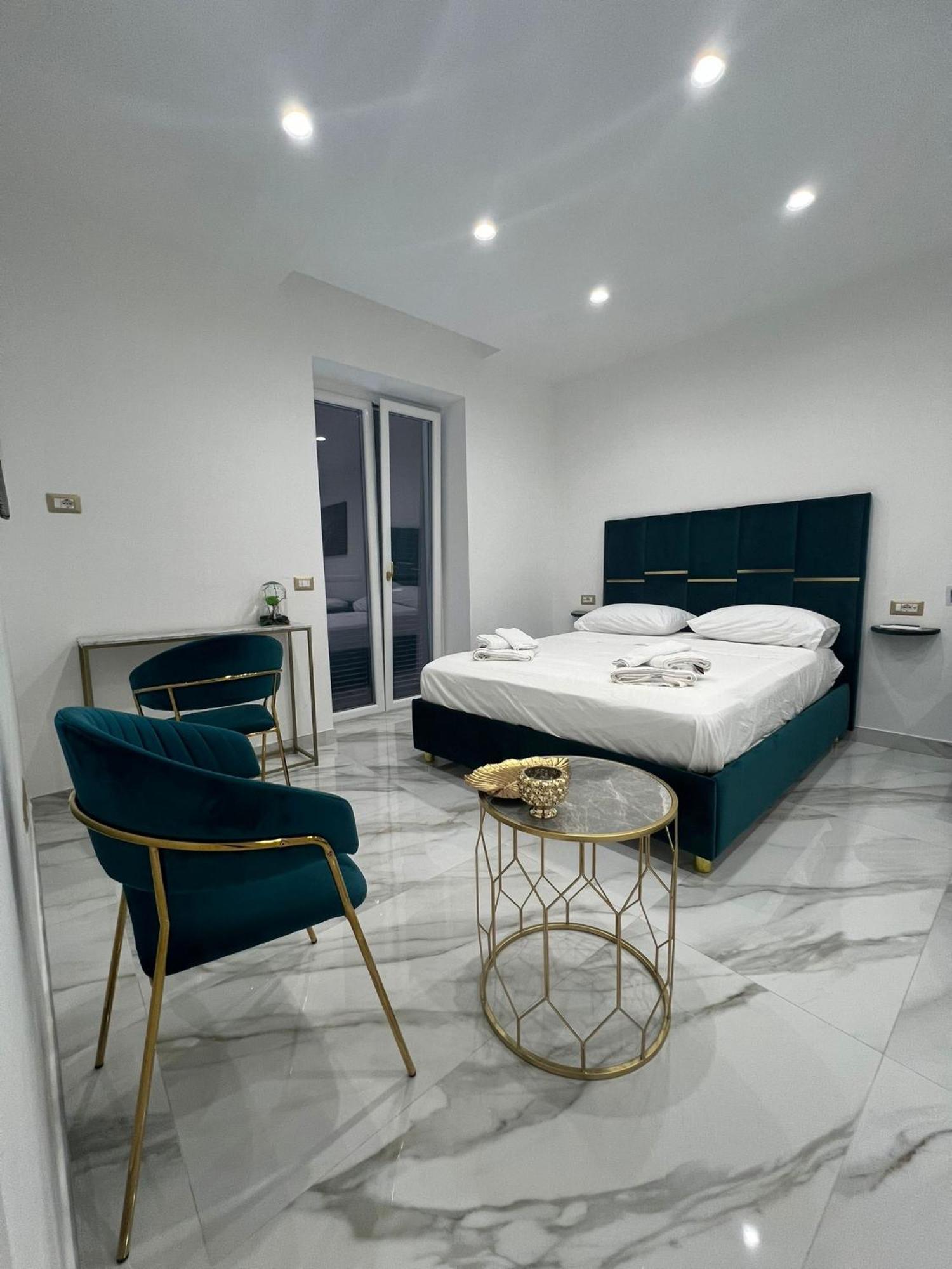 Familia Otel Napoli Dış mekan fotoğraf