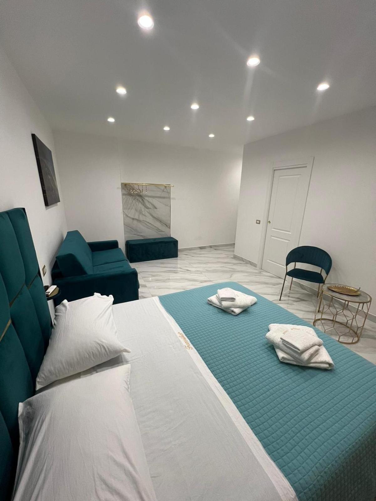 Familia Otel Napoli Dış mekan fotoğraf